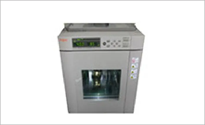 恒温恒湿試験機 ESPEC製 SH-221